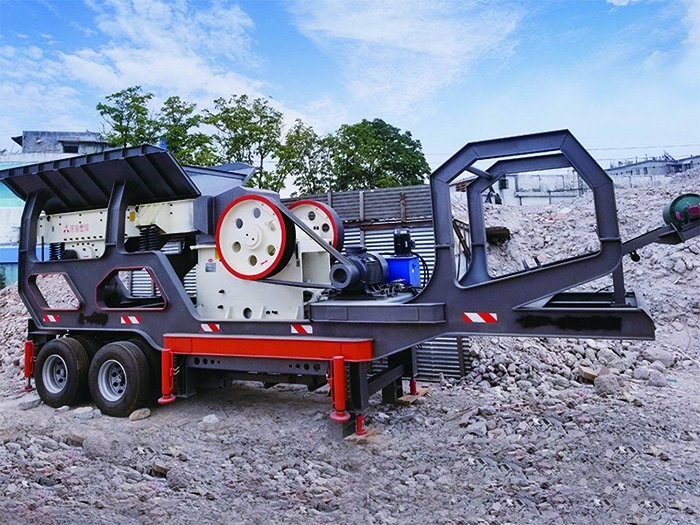 Customer mobile crushing station site